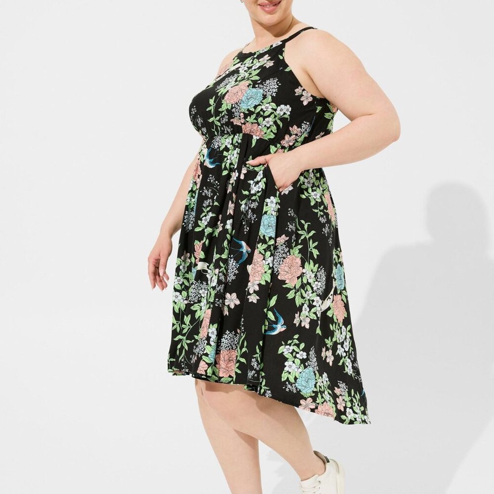Torrid Mini Challis Halter Neck Hi-Low Dress Size 4 4X Floral Deep Black